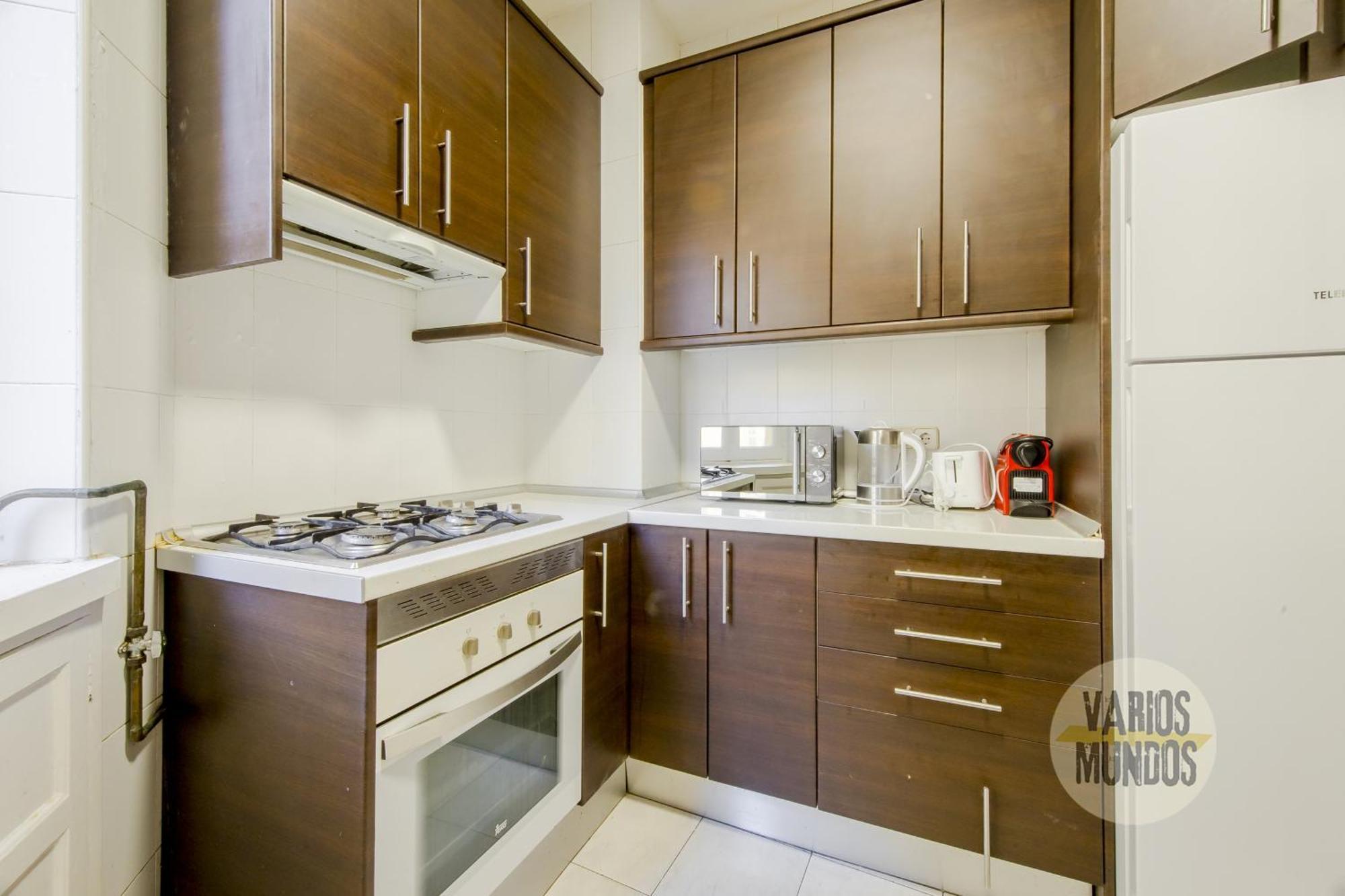 Cool En El Downtown De Madrid-la Latina Apartment *